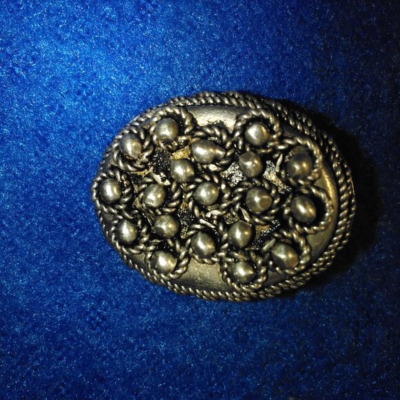 Antique Faux Silver Clip On Earrings Pair Filigree Small Metal Dot Patterns - Picture 14 of 17